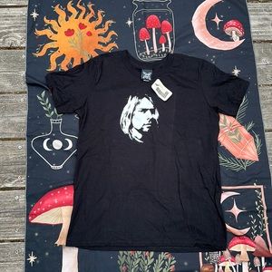 🆕Young Punks Kurt Cobain Stencil tee Black /white graphic Size 12yo